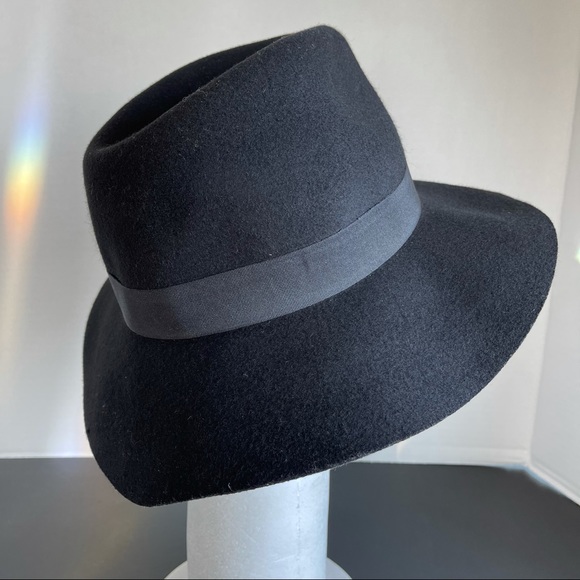 Woman’s Hat 100% Wool - Picture 5 of 15